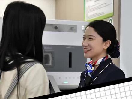 再也不用担心排长队啦,看看咱们的智能同事吧——“智能现金柜”#银行便民服务
#银行存款#智能柜台#正定农商银行