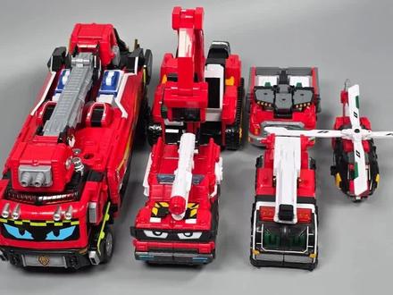 炫卡斗士W 烈狮火警、重装赤魂王、烈火修罗