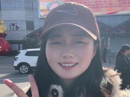 没买到票又想来老君山的,建议大家提前一天到住在票务中心第二天碰碰运气,大概率会抢到票#老君山旅迹民宿 #老君山门票 #老君山住宿