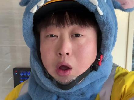 一戳就破的泡沫 像极了你说的爱我#泡沫 #翻唱 #说唱 #青年创作者成长计划