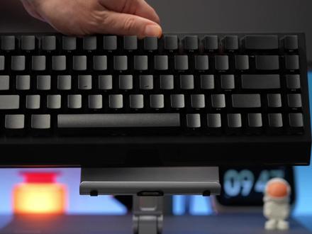 黑寡妇蜘蛛V4mini|雷蛇首款热插拔无线键盘来了 #雷蛇键盘#机械键盘 #黑寡妇蜘蛛V4mini #电竞键盘