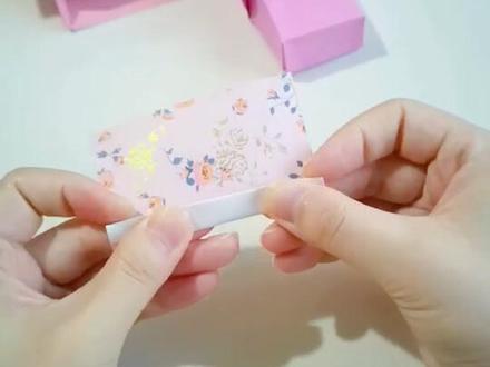 温暖的折纸小床,这大花被子,你们喜欢吗@抖音小助手