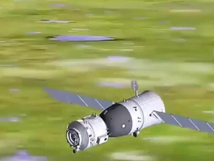 神舟20号遭空间碎片撞击