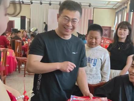 5月2日平川区李府婚宴现场,祝两位新人新婚快乐#大花轿摇啊摇#甘肃#五一结婚#朝阳李大师#农村大席