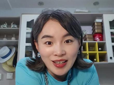 都说女大十八变,谁能想到当年的小石头,现在竟然帅成这样。#郭涛 #郭子睿#爸爸去哪儿