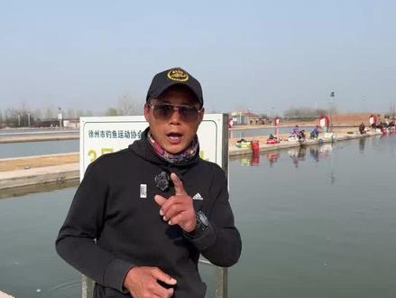 温差大、鱼起浮了怎么玩?别怕,出一招打闭两边,继续上鱼! #2023dou来钓鱼 #原来钓鱼才是抖音运动顶流