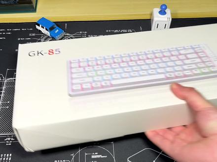 孜然|这把键盘真的一百出头,颜值拉满,性价比够狠,可以冲。#狼途键盘 #机械键盘 ««分享有态度的好物!