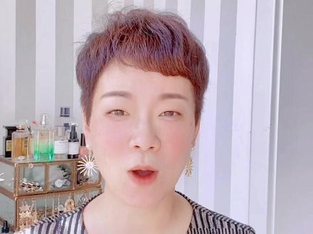 #上热点 被同事告状要不要反击?一键掌握领导视角#职场干货经验 #向上管理 #创作灵感 #涨知识 #干货 #苗苗姐姐聊职场