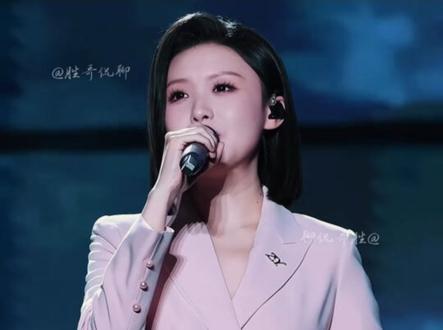 拼盘寒冬遇冷,徐子尧一人扛起全场票房#徐子尧 #徐子尧永州演唱会#徐子尧演唱会#群星演唱会 #票房