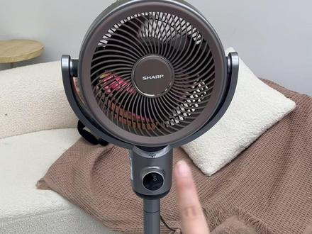 看到大家都很好奇空气循环扇到底有多费电? 今天就拿我的夏普风精灵循环扇来实测一下,开了七八个小时一度电都不到,是真的不费电!你们买的都是什么牌子的循环扇?真的都费电吗?
@DOU+上热门 @抖音小助手
风扇/电风扇/风扇落地扇家用/小风扇/偏口鱼博士/暴力风扇/风扇宿舍专用/电风扇落地家用/落地电风扇/小米电风扇/小米家电/风扇家用静音风力大/与辉同行/与辉同行直播间/与辉同行橱窗/与辉同行官号/吊扇/电扇/落地扇/空调扇/空气循环扇/循环扇/铁布衫风扇/卫生间专用风扇
#夏普风精灵循环扇 #空气循环扇 #风扇 #费电 #电风扇