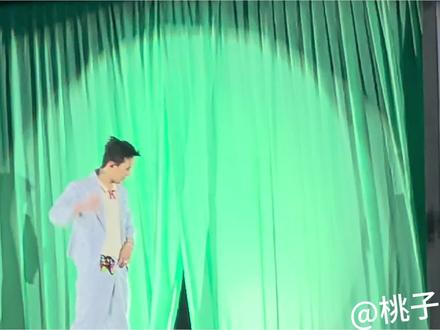 终于听到了现场版的smoke~#权志龙