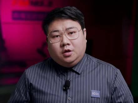 #武汉女子谈两次感染经历 一次是最“凶险”的2020年初的初代新冠病毒感染经历,另一次是最近奥密克戎毒株的感染经历。两次感受截然不同!#胖哥说新闻