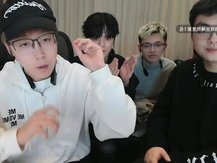 “那个男人#PDD 他来了”#陈泽 #陈泽杯冠军 #bbfps陈泽杯夺冠 #抽象pk名场面 @陈泽-