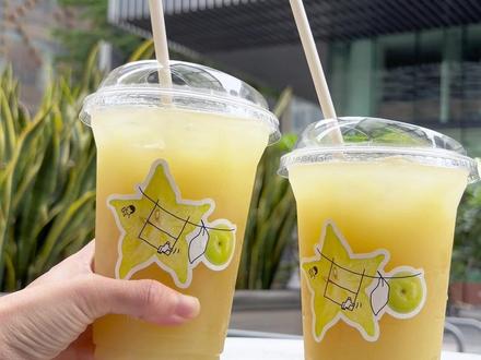 喜茶杨桃三折叠做的灵感时间轴|A6per手帐
#手帐 #手帐分享 #给你看看我的手帐吧 #喜茶杨桃三重甘#时间轴