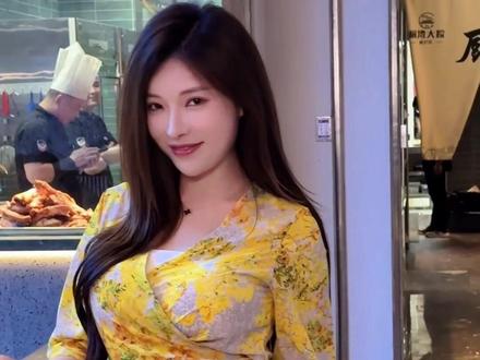 这个高冷男不简单啊 #桃子 #相亲 #你的姨