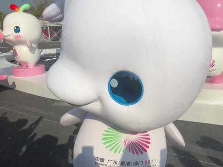 西关少爷宝宝鸡现场学刀马刀马#大湾鸡#大湾鸡吉祥物#大湾鸡全运会#大湾鸡嘉年华#大湾鸡嘉年华公园