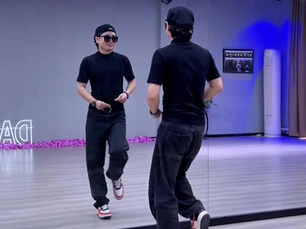 完整版来喽 #原创编舞 #小模样 @抖音小助手