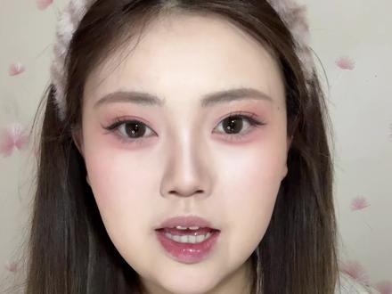 从0开始画立体饱满唇!一条视频get两种唇妆💗宝宝们快来学!#唇妆教程#嘟嘟唇#唇线笔用法#新手化妆教程#嘴巴教程