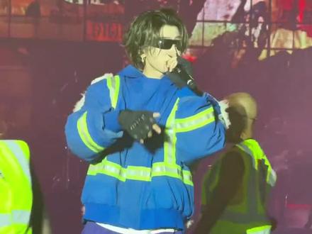 蔡徐坤新歌Don't call 好爽!#蔡徐坤迪拜音乐节 跳舞#蔡徐坤 #cxk #蔡徐坤演唱会 #蔡徐坤新歌