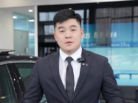 26款奔驰E300L配置差异
#奔驰 #e300l #奔驰E