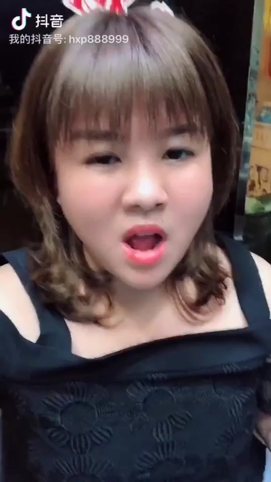 抖音表妹什么梗=抖音表妹叫什么名字
