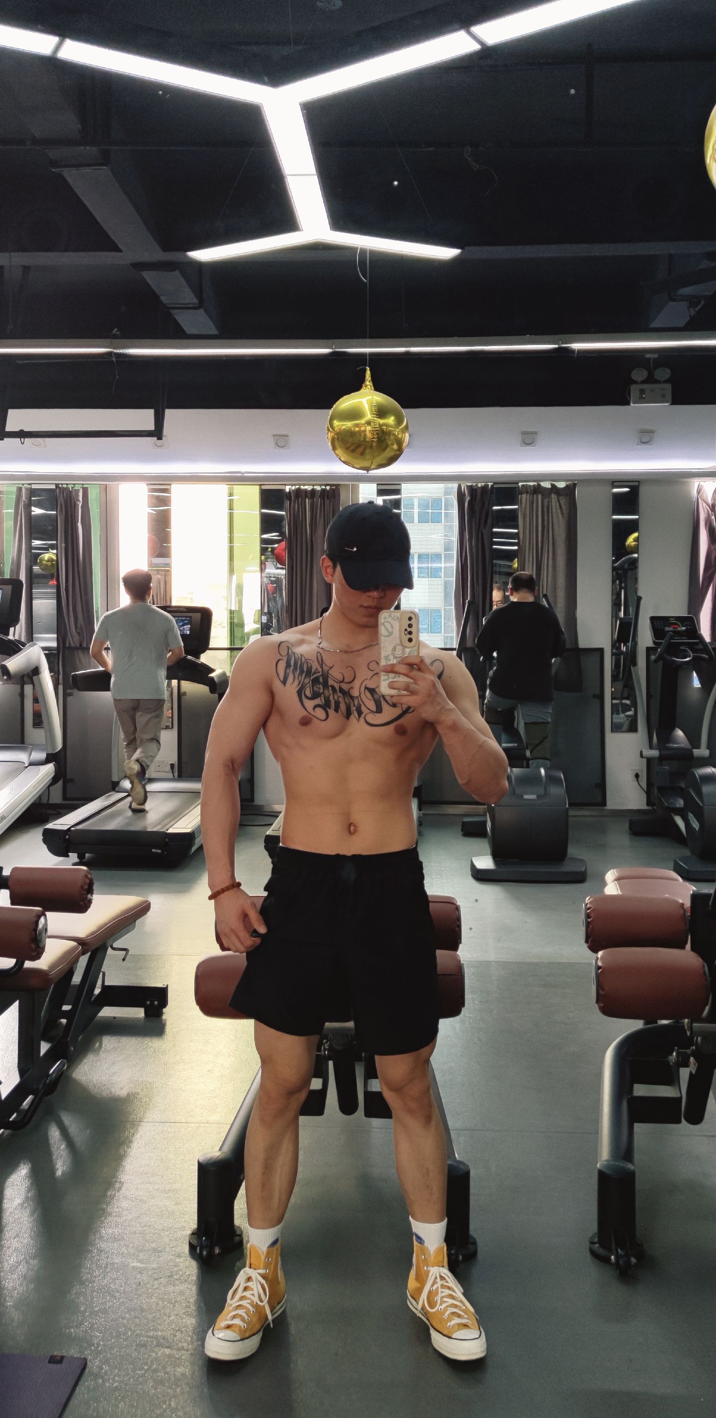 因为你属猴,我属龙,我们在一起注定会喉咙痛#禁欲系 #腹肌 #青筋