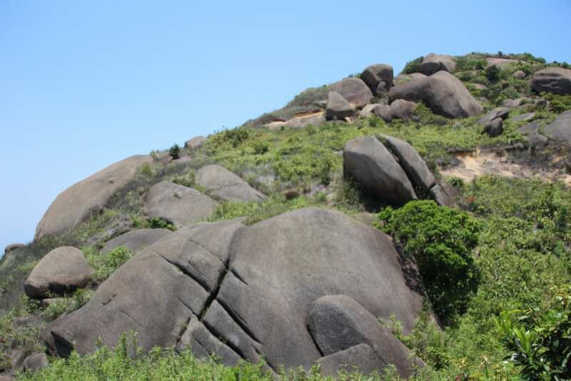文中子二二:大埔西岩山,西岩山是粤东名山,位于广东省梅州市大埔县和