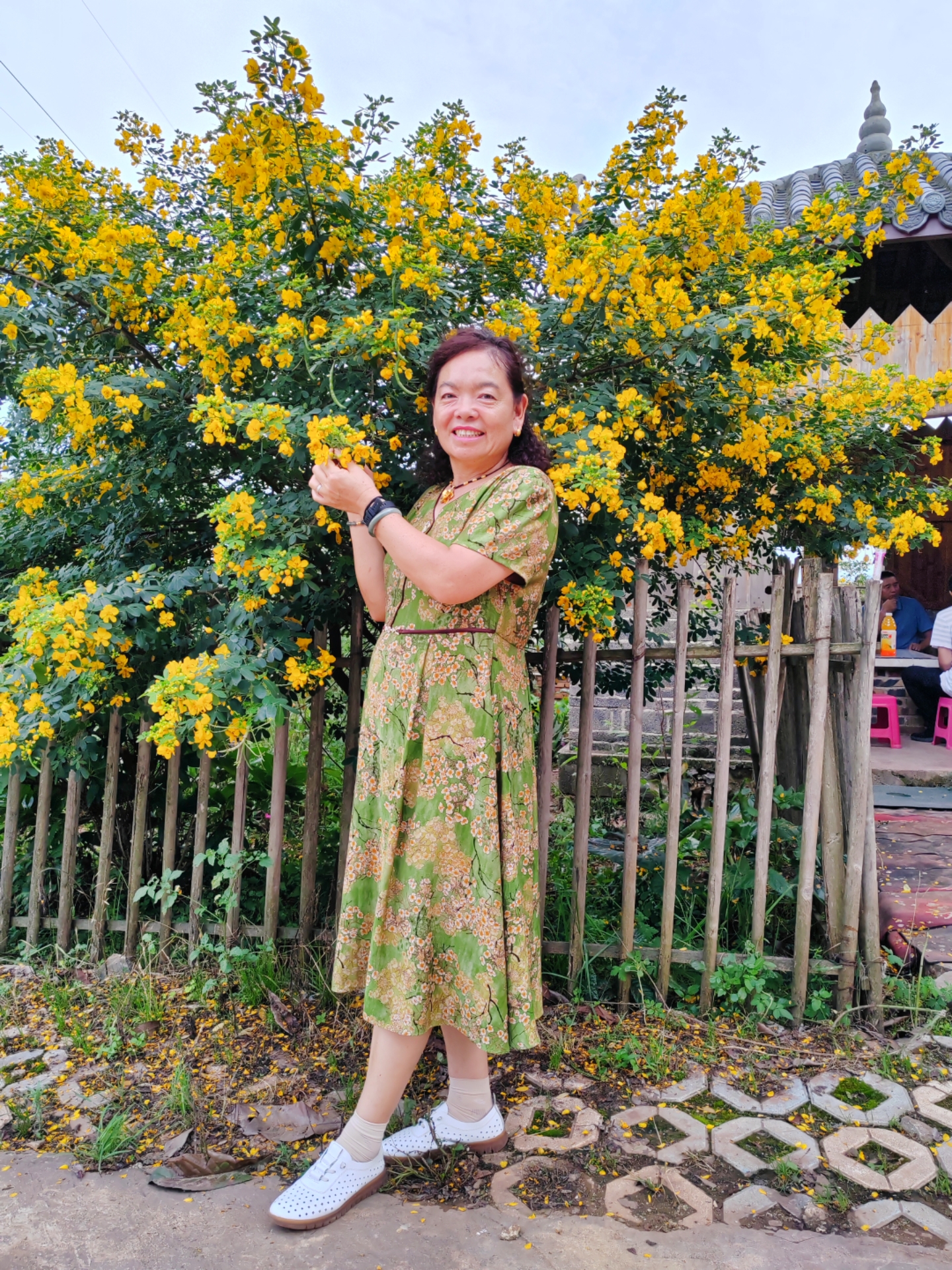 向往自由:富源县营上镇和花儿合张影