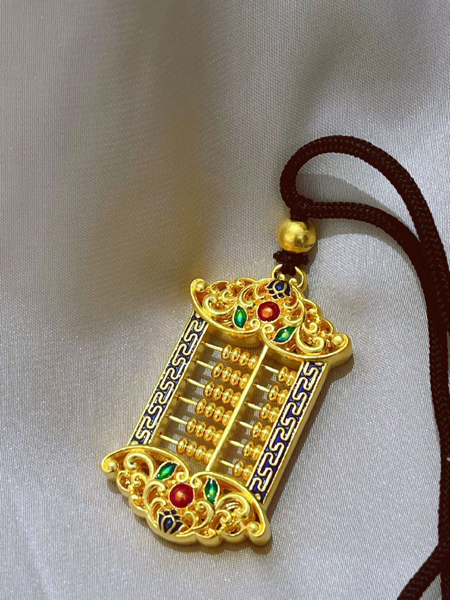 黄金万两, 金珠一转,神机妙算78 金算盘一出也象征着财源滚滚,招财