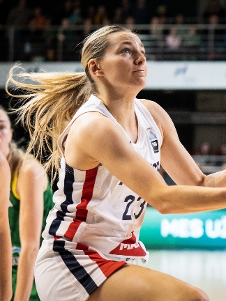 法国女篮23号约翰内斯来中国几次 - 抖音