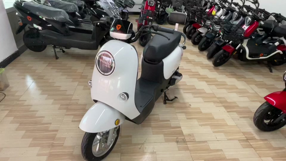 雅迪欧特参数配置 - 抖音