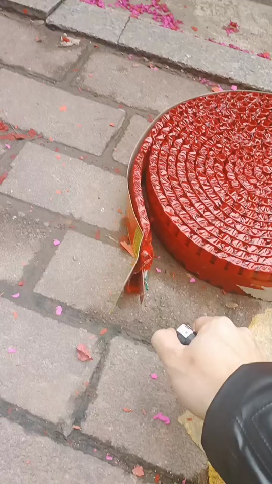 开门营业放鞭炮吗 - 抖音