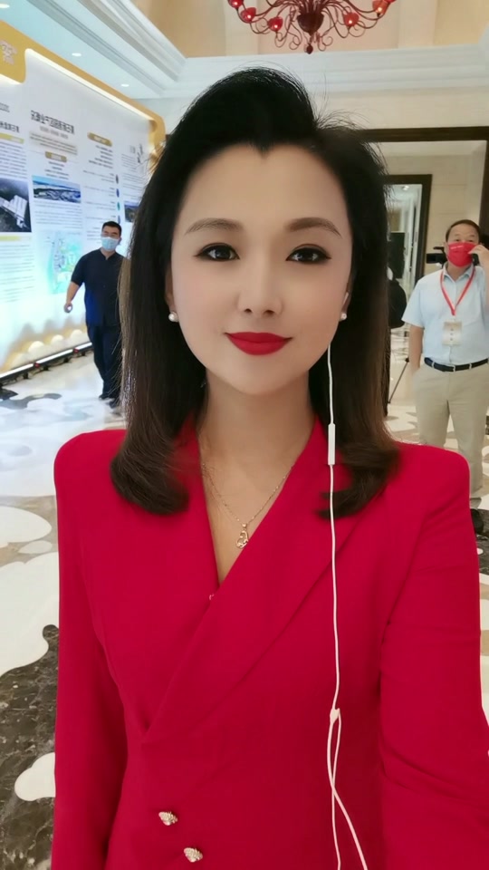 主持人梁晶_主持人梁晶的个人资料_主持人梁晶的个人资料及简历 - 抖