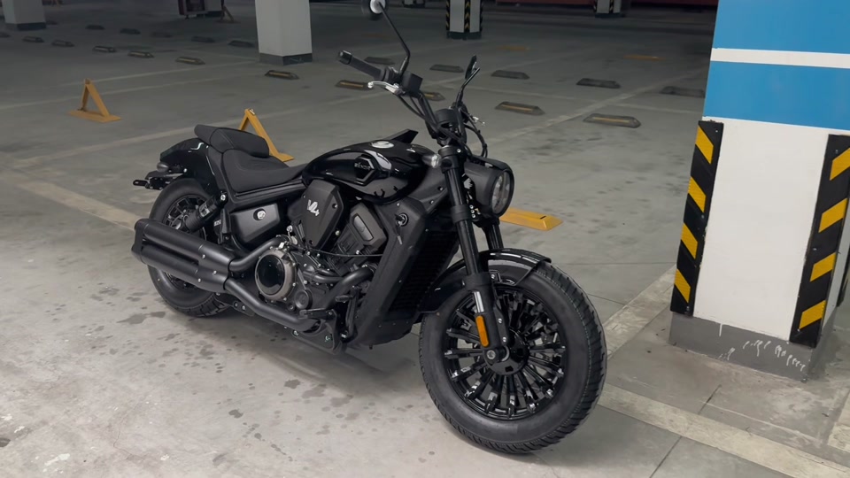 供参考 #奔达黑旗500 #复古巡航 #巡航摩托车 #奔达金吉拉450