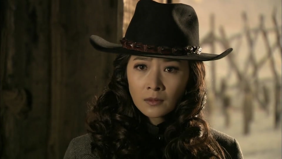 大漠枪神小玲为什么变成步鹰_大漠枪神小玲扮演者