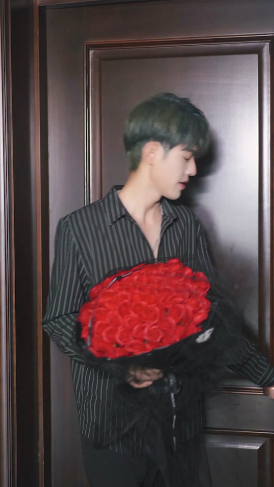 梁志扬和越心生孩子