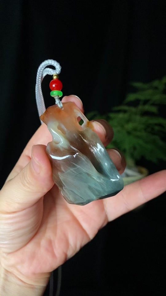 利隆树化玉:#树化玉 #奇石 精品树化玉挂件