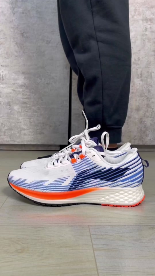 李宁赤兔一代什么发售 - 抖音