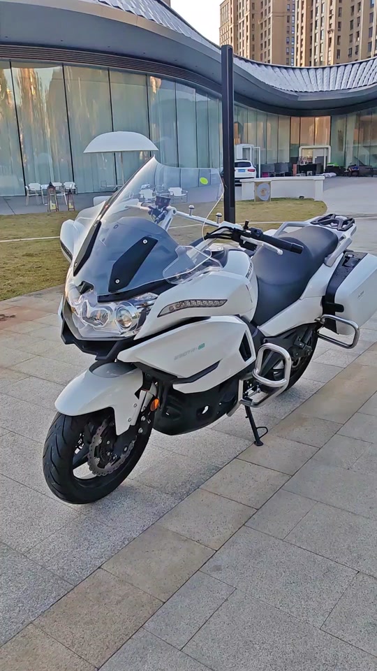 rg600赛科龙对比国宾650 - 抖音