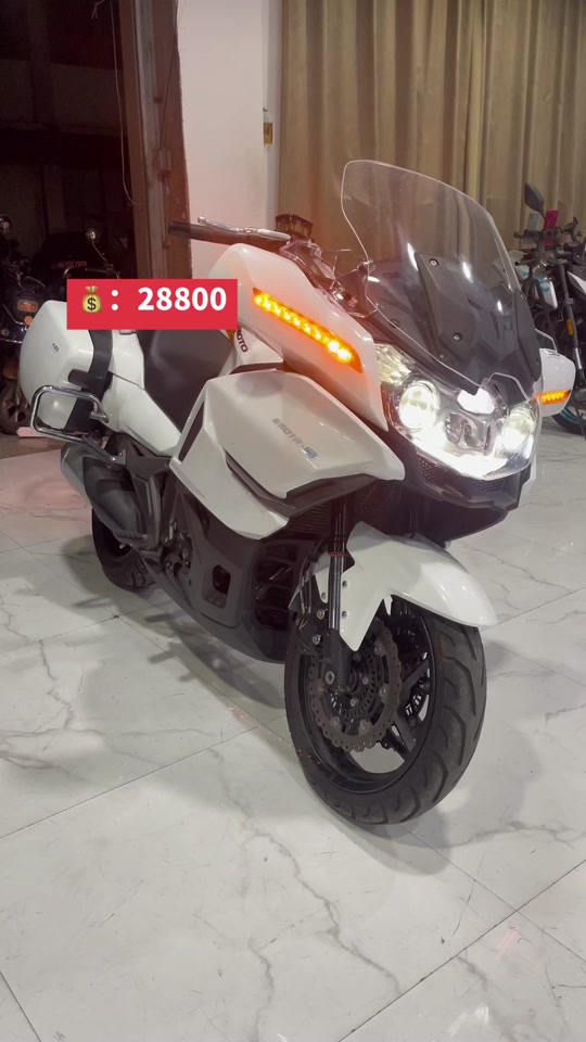 rg600赛科龙对比国宾650 - 抖音