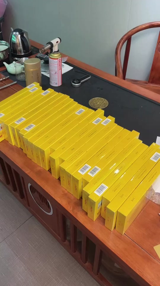 雨花石和小龙是一款烟嘛 - 抖音