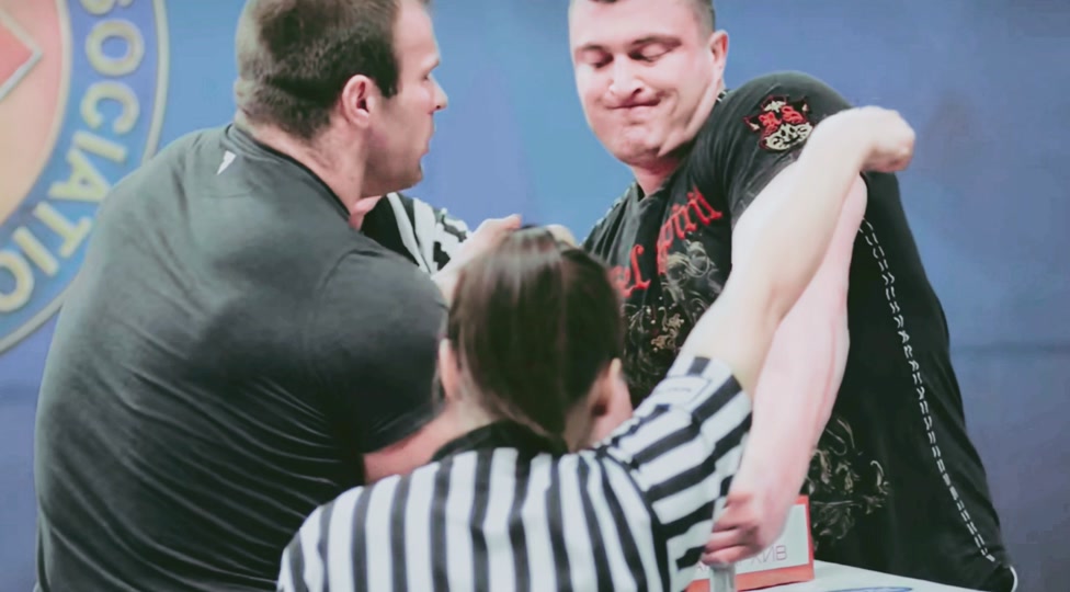 丹尼斯 #安德烈 #扳手腕 #腕力 #手臂摔跤