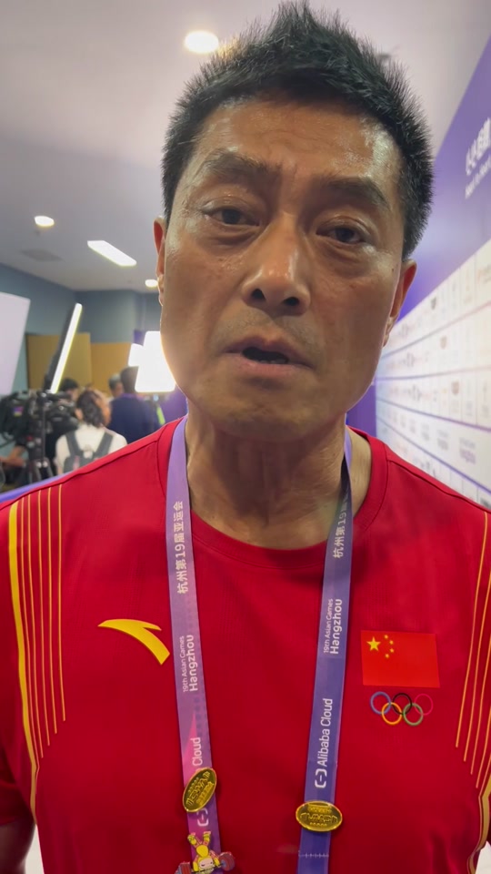 国家举重队教练于杰是哪年出生 - 抖音
