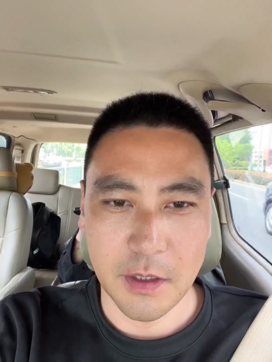 演员李飞,2024年演员多少岁了 - 抖音