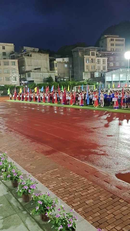 河池高中扣篮大赛 - 抖音