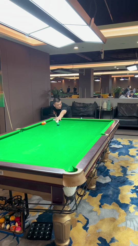 韩羽跟天佑谁打台球厉害 - 抖音