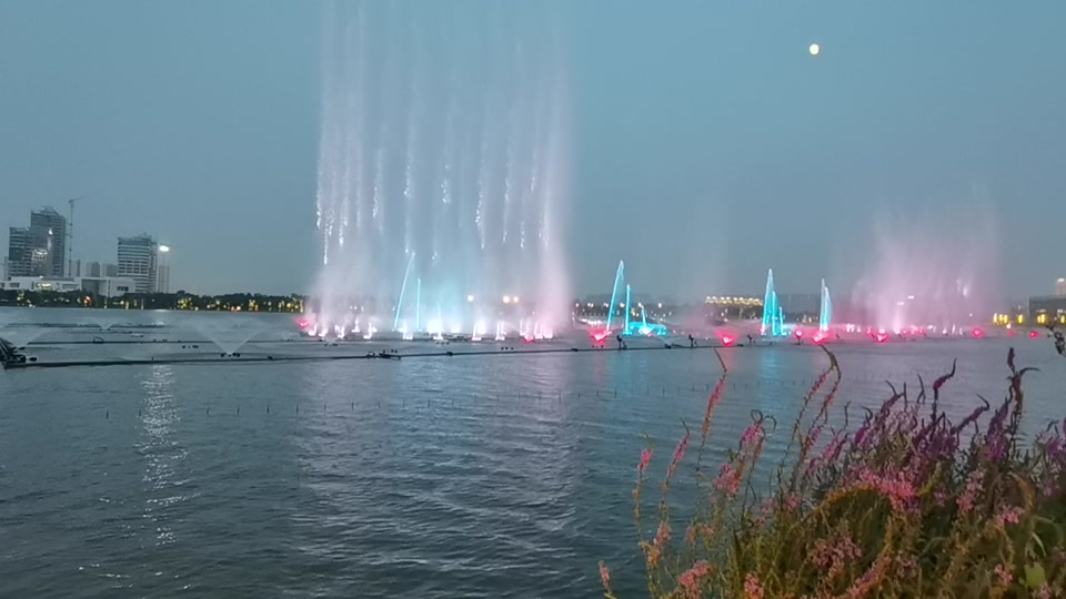 国庆紫琅湖灯光秀几点 - 抖音