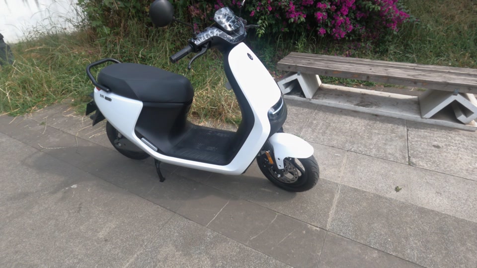 九号电动车e系列和n系列怎么选择 - 抖音