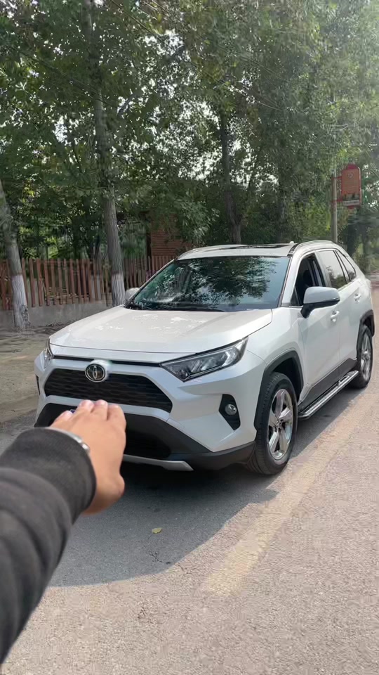 2024款丰田小公主怎么样 - 抖音