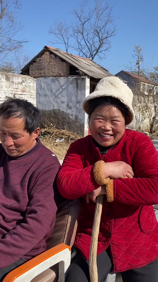 玉霞和大博奶奶_大博奶奶一家玉霞女儿咋了_大博奶奶上央视 - 抖音